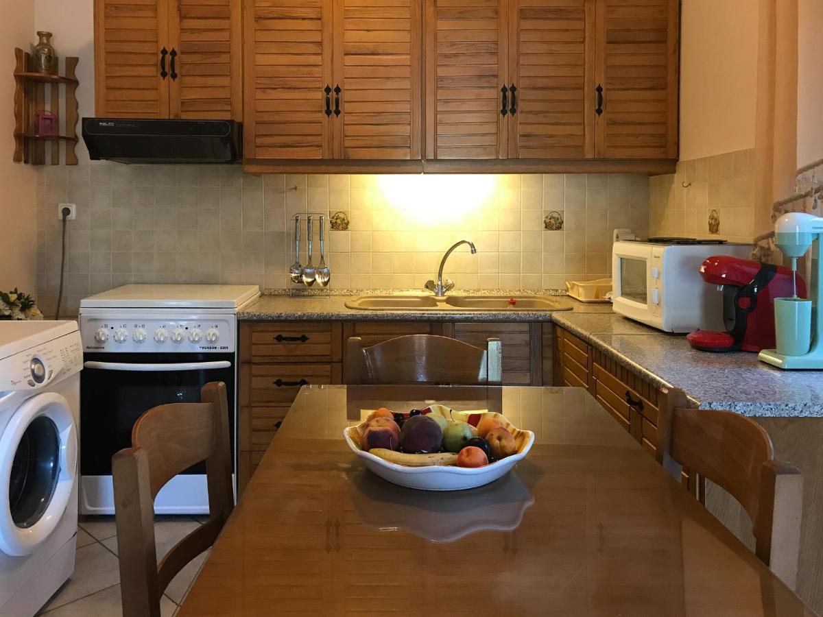 D & K Guest House Makrirrakhi Ngoại thất bức ảnh
