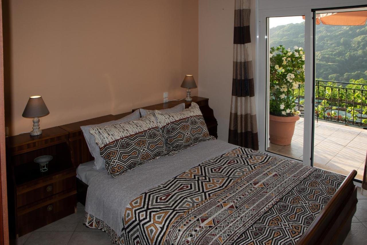 D & K Guest House Makrirrakhi Ngoại thất bức ảnh